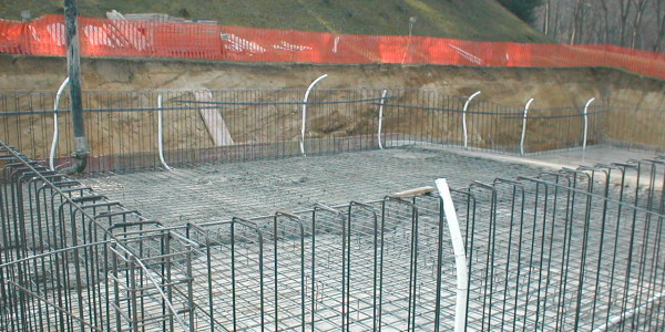 Piscina interrata in cemento armato - costruzione