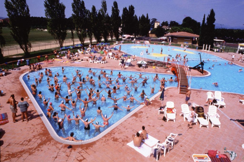 Piscina Myrtha commerciale complessa, per Camping San Francesco.