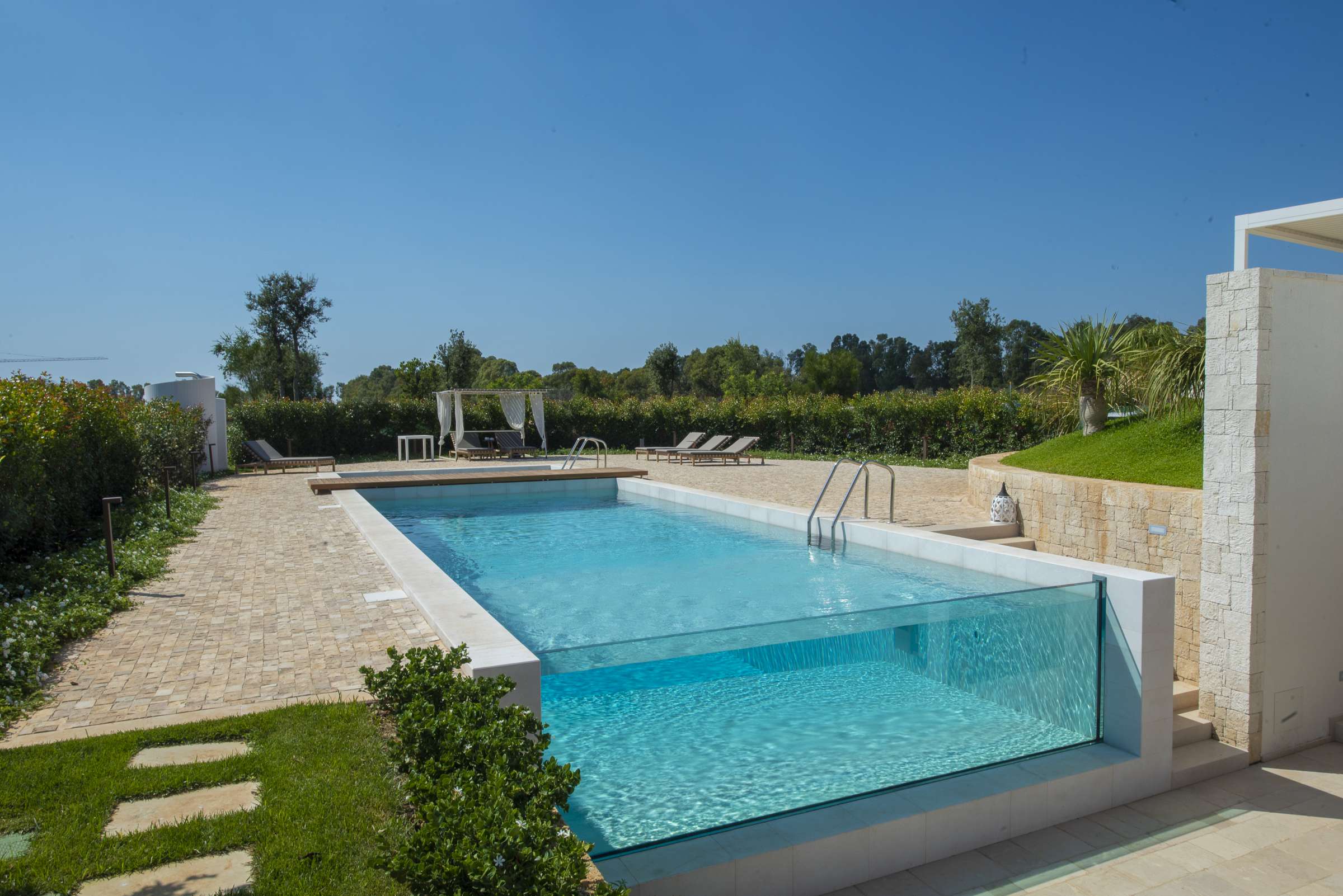 piscina-interrata-sfioro14