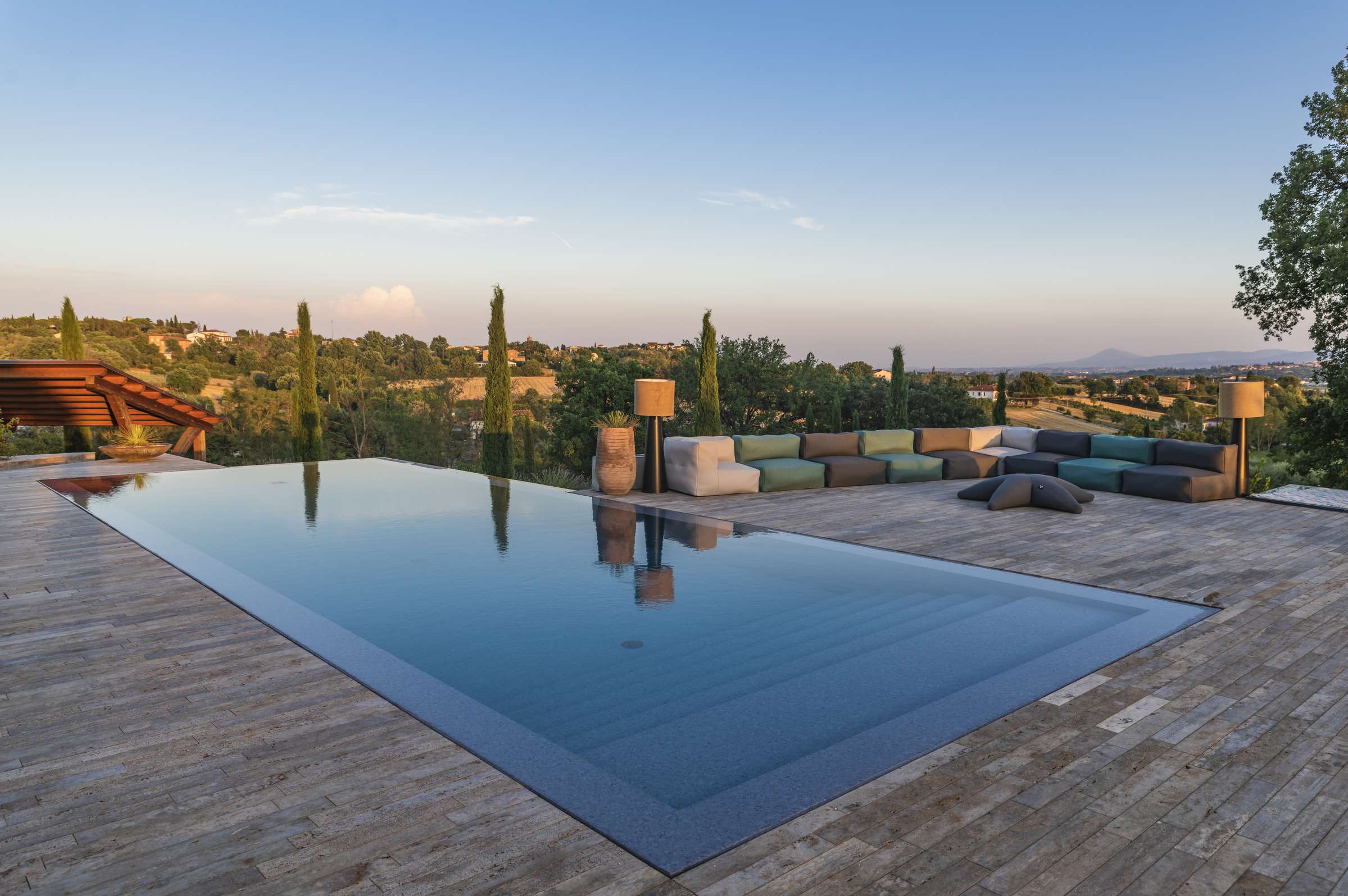 piscina-interrata-sfioro9