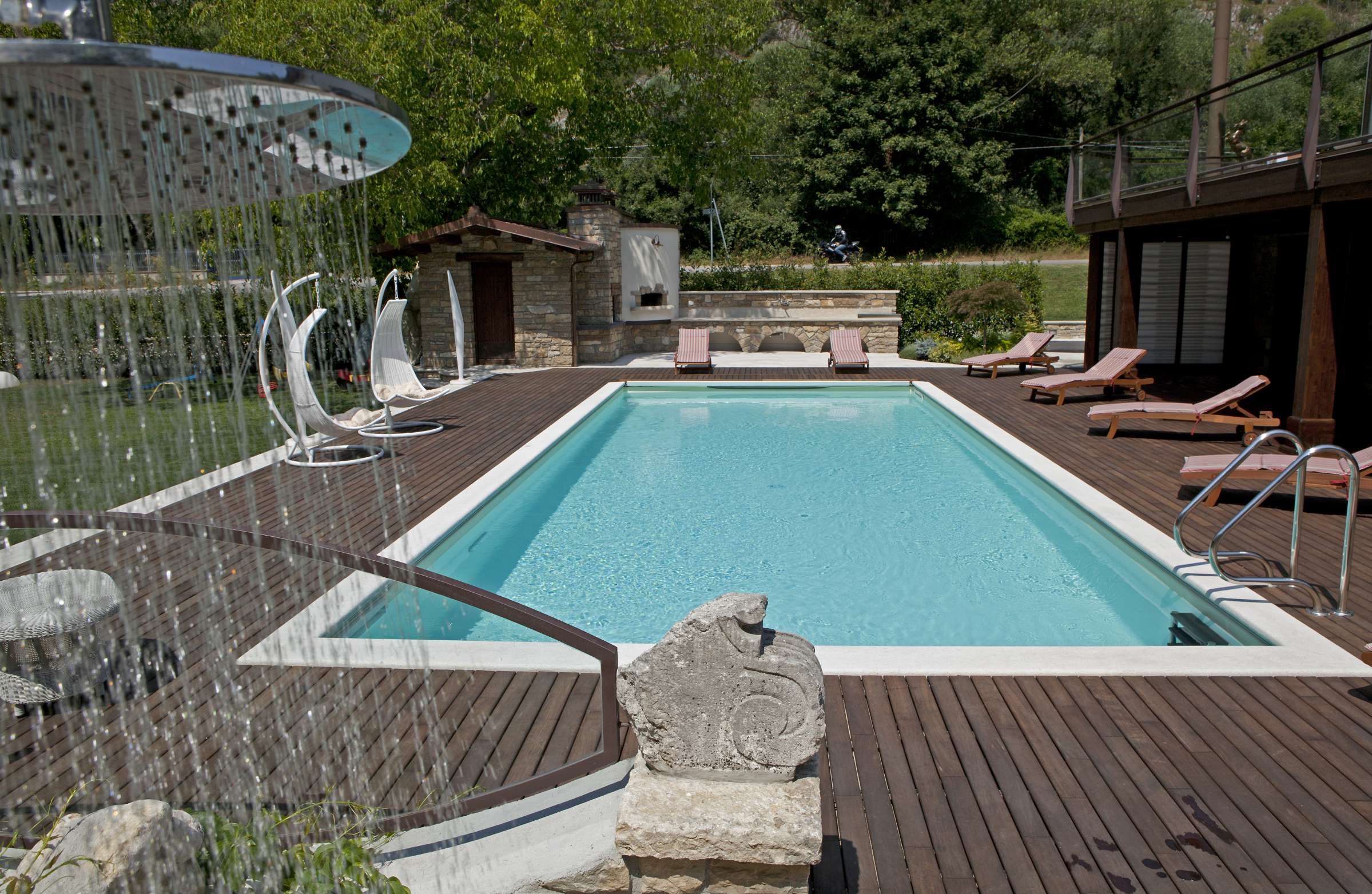 piscina-interrata-skimmer-11